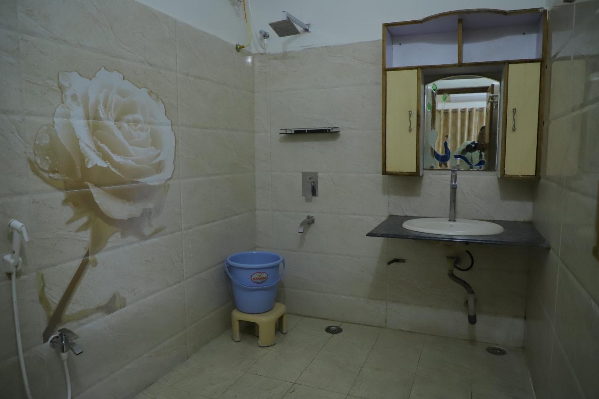 Nanda Mohan Homestay- Luxuries Ac Apartment Close To Alipiri Foothills-Kapila Teertham And Iskcon Temple Tirupati Exterior foto
